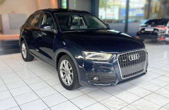 AUDI Q3 2.0 TFSI AMBIENTE QUATTRO 4P GASOLINA S TRONIC
